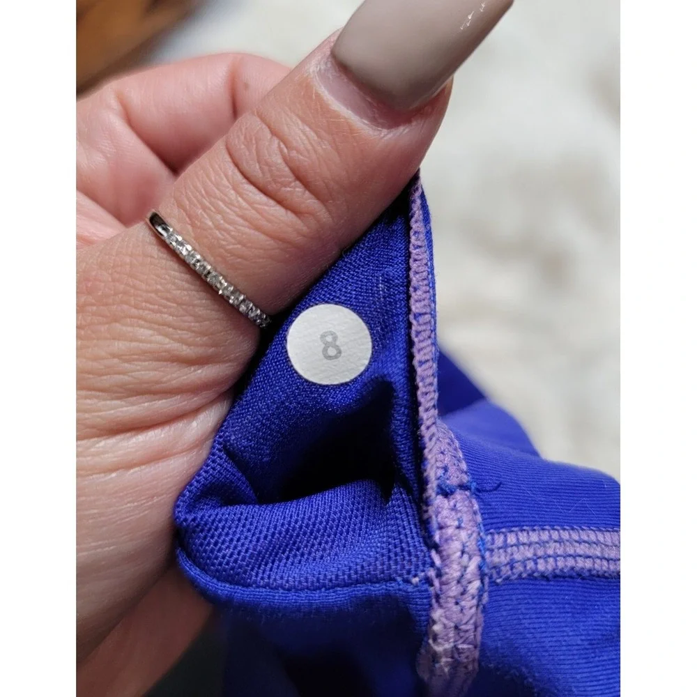 Lululemon Energy Sports Women's Size 8 Violet Blue